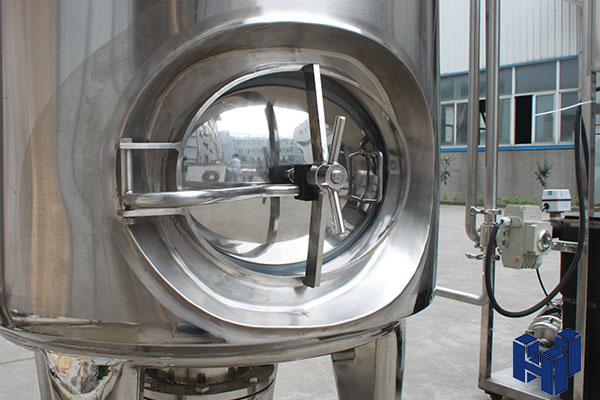 發(fā)酵罐設(shè)備2